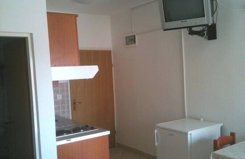 Kustici Apartment | Apartment Anton, (13580), Zubovići, Croatia
