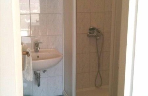 Kustici Apartment | Apartment Anton, (13580), Zubovići, Croatia