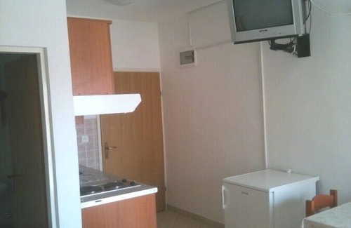 Kustici Apartment | Apartment Anton, (13582), Zubovići, Croatia