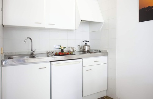 Colonia Sant Jordi Apartment | Apartment 'Apartamento Estándar' with Balcony, Wi-Fi and Air Conditioning
