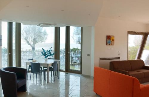 Terracina Apartment | Apartment Appartamento 1 by Interhome