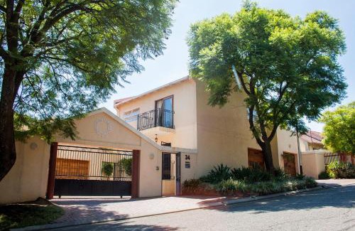 Randpark Apartment | Apartment at 34 Columbine Avenue