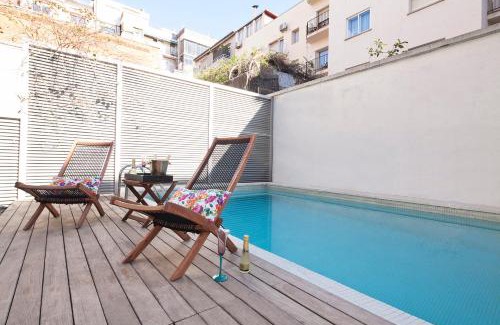 Sant Gervasi Apartment | Apartment Barcelona Rentals - Private Pool and Garden Center