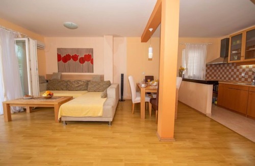 Vrpolje Apartment | Apartment Bencun by Interhome