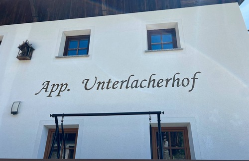 San Giacomo Apartment | Apartment 'Bergkristall 1' with Mountain View, Shared Garden and Wi-Fi