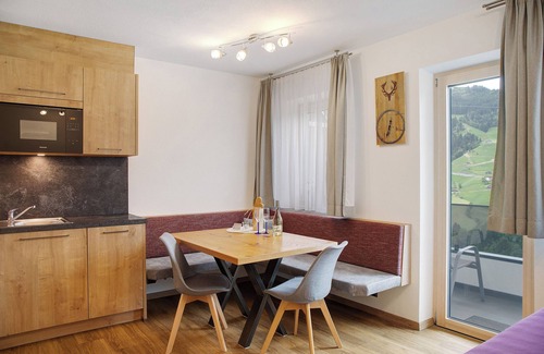 Gerlosbergeben Apartment | Apartment 'Bergliebe Top 2' with Mountain View, Balcony and Wi-Fi