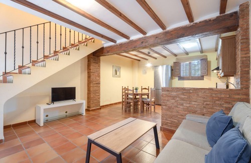 Altura Apartment | Apartment 'Blanca' with Mountain View, Shared Pool and Shared Garden