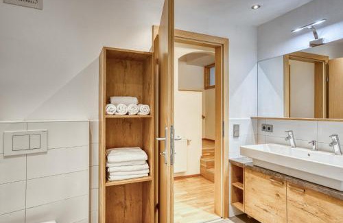 Mieders Apartment | Apartment by Hotel Alpenstolz