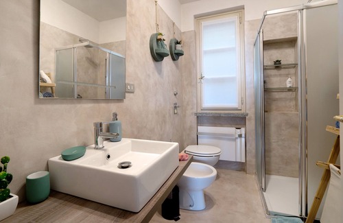 Belgirate Apartment | Apartment 'Casa Dolce Vita' with Lake View, Pool, Terrace & Wi-Fi