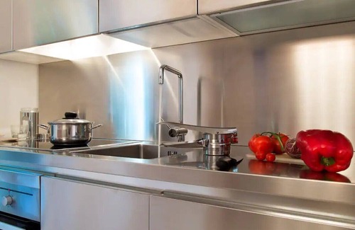 San Pantaleo Apartment | Apartment 'Casa Il Gelsomino San Pantaleo' with Shared Pool, Wi-Fi and Air Conditioning