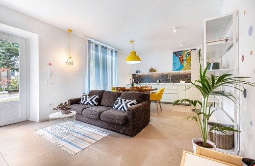 Rovereto Apartment | Apartment 'Casa Sul Leno' with Mountain View & Wi-Fi