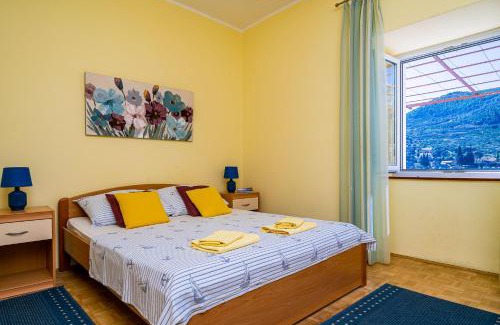 Zaton Apartment | Apartment Cecilija - Seafront with sunbeds! Unique