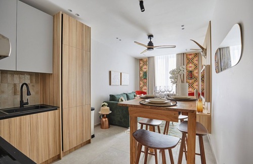 Quartier de la Folie-Mericourt Apartment | Apartment Center of Paris