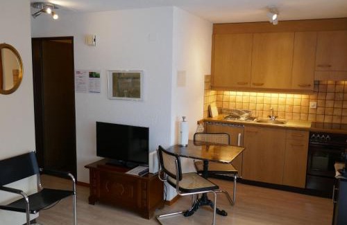 Grindelwald Apartment | Apartment Chalet Sunneblick by Interhome