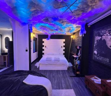 Nansouty-Saint-Genes Apartment | Apartment Cinema, Jacuzzi, Borne arcade