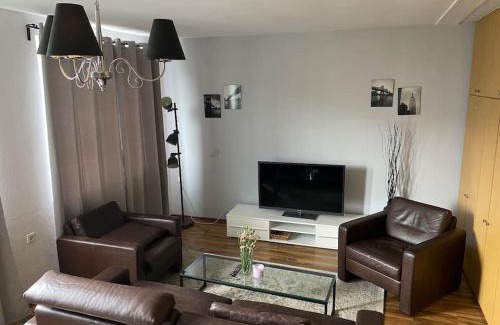 Hammerbrook Apartment | Apartment City Süd- 5 Zimmer 15 Personen Komplett eingerichtet