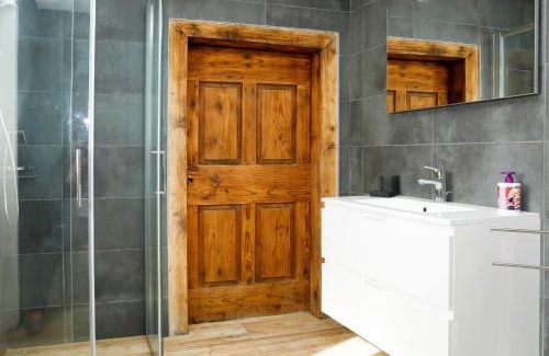 Raveo Apartment | Apartment Cjase da Maestre-2 by Interhome