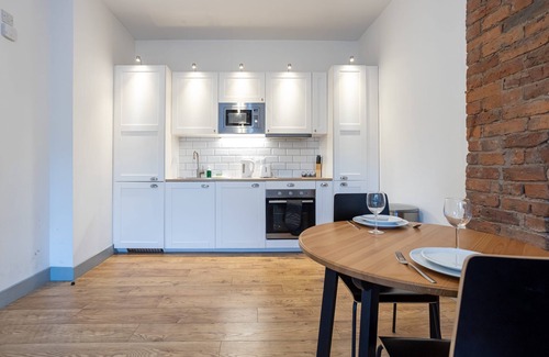 Salford Apartment | Apartment Close to City Centre and Media City By Pillo Rooms