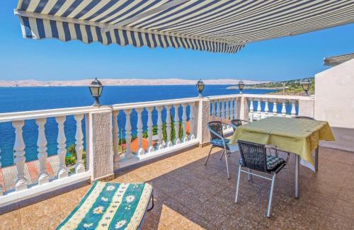 Cesarica Apartment | Apartment Delfin-5 by Interhome