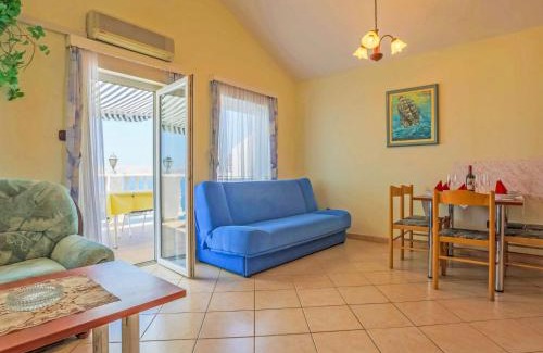 Cesarica Apartment | Apartment Delfin-5 by Interhome