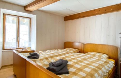 Augio Apartment | Apartment Della Posta Stambecco by Interhome