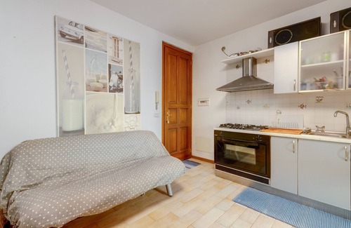 Torre Grande Apartment | Apartment 'Domumia Torre Grande' with Private Terrace, Wi-Fi and Air Conditioning