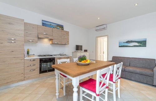 Rudalza Apartment | Apartment 'Domus Pintadas 4' with Private Terrace, Wi-Fi and Air Conditioning