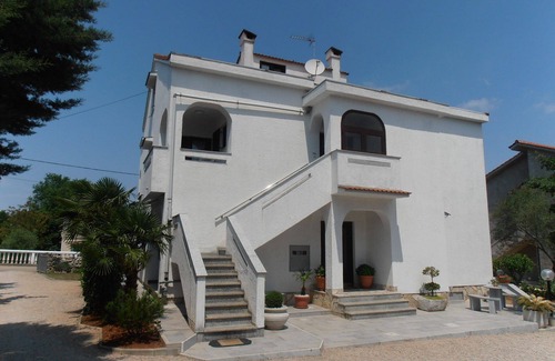 Sveti Anton Apartment | Apartment Dragica - with kids playground: A1 MIA(2+1) - Malinska, Island Krk, Croatia