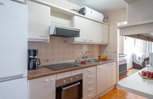 Velilla-Taramay Apartment | Apartment Elomar by Interhome