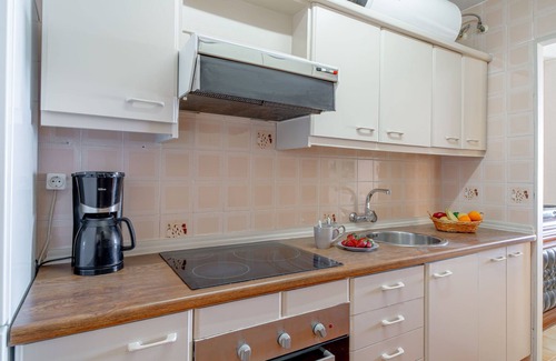 Velilla-Taramay Apartment | Apartment Elomar by Interhome