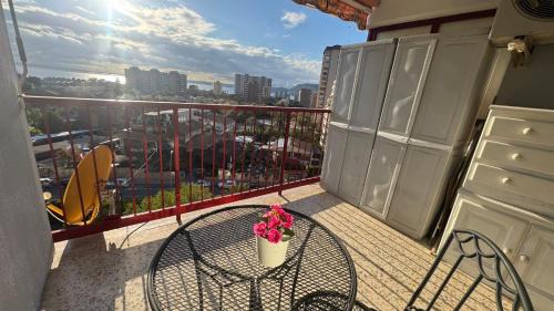 Cabo de las Huertas Apartment | Apartment en Alicante, Playa San Juan con piscina By Elconserje
