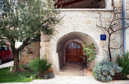 Svetvincenat Apartment | Apartment Enna
