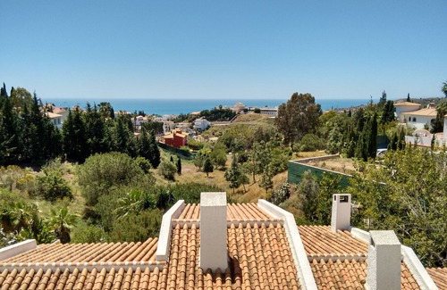 Rincon de la Victoria Apartment | Apartment with sun terrace and sea view