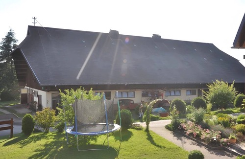 St. Peter im Schwarzwald Apartment | Apartment 'Feldbergblick' with Shared Terrace, Shared Garden and Wi-Fi