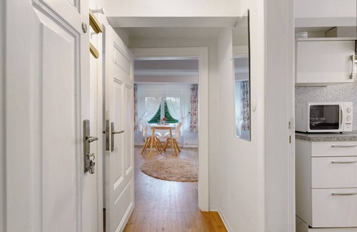 Gluecksburg Apartment | Apartment 'Ferienwohung Vaxholm' with Shared Garden and Wi-Fi