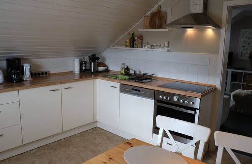 Schotten Apartment | Apartment 'Ferienwohnung Mandelblüte' with Mountain View and Wi-Fi