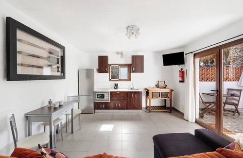 Las Puntas Apartment | Apartment 'Finca Wapa -Olivo' with Sea View, Wi-Fi and Air Conditioning