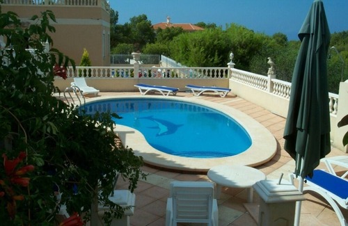 La Azohia Apartment | Apartment for family holidays, large terrace and pool, secure.