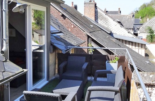 Amfreville-la-Mi-Voie Apartment | Apartment Amfreville-la-Mi-Voie, 1 bedroom, 4 persons