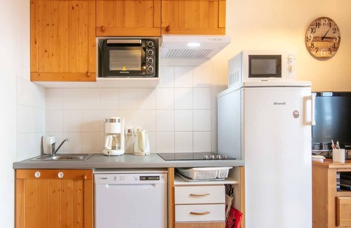 Saint-Sorlin-d'Arves Apartment | Apartment in Saint-Sorlin near Ski Resort