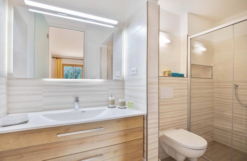 Trodena Apartment | Apartment "Gabrielli Annamarie" with Mountain View, Wi-Fi, Terrace & Garden