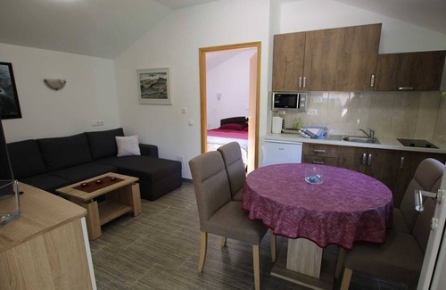 Labinci Apartment | Apartment Green Garden A2