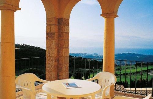 Castell-Platja d'Aro Apartment | Apartment Hapimag-1 by Interhome