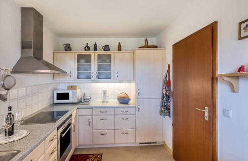 Bad Wildungen Apartment | Apartment 'Haus-Schirmer' with Shared Garden & Wi-Fi