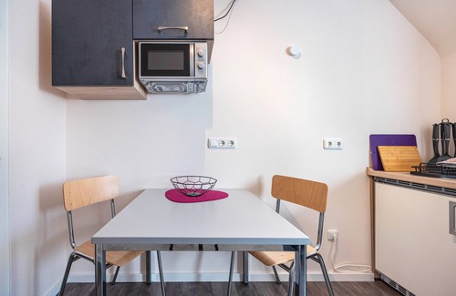Undeloh Apartment | Apartment 'Haus Wacholder 2' with Balcony and Wi-Fi