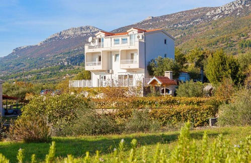 Kastel Kambelovac Apartment | Apartments Goran Standard apartment with sea view