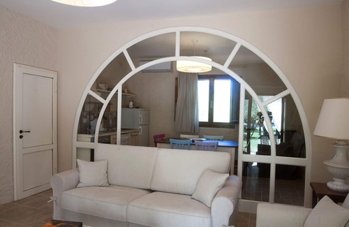 Colle di Val d'Elsa Villa | Apartment in villa with WIFI, A/C, pool, TV, patio, panoramic view, parking, close to San Gimignano