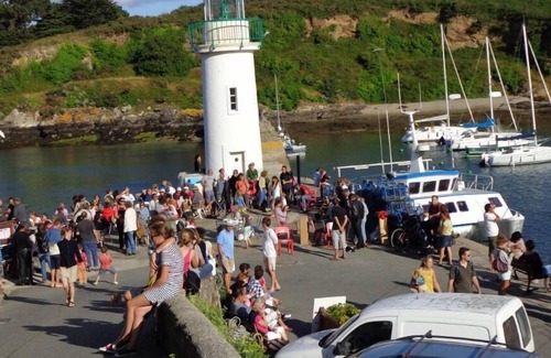 Sauzon Apartment | Apartment in a house with garden 150m from the port of Sauzon