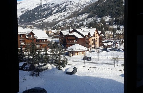 La Salle-les-Alpes Apartment | Apartment in the heart of the resort