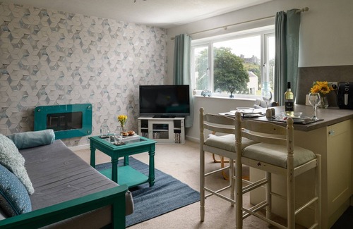 Harlech Apartment | Apartment in Harlech near Stunning Beaches